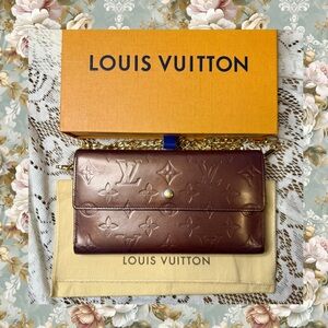 Louis Vuitton Matte Vernis International Wallet with Chain